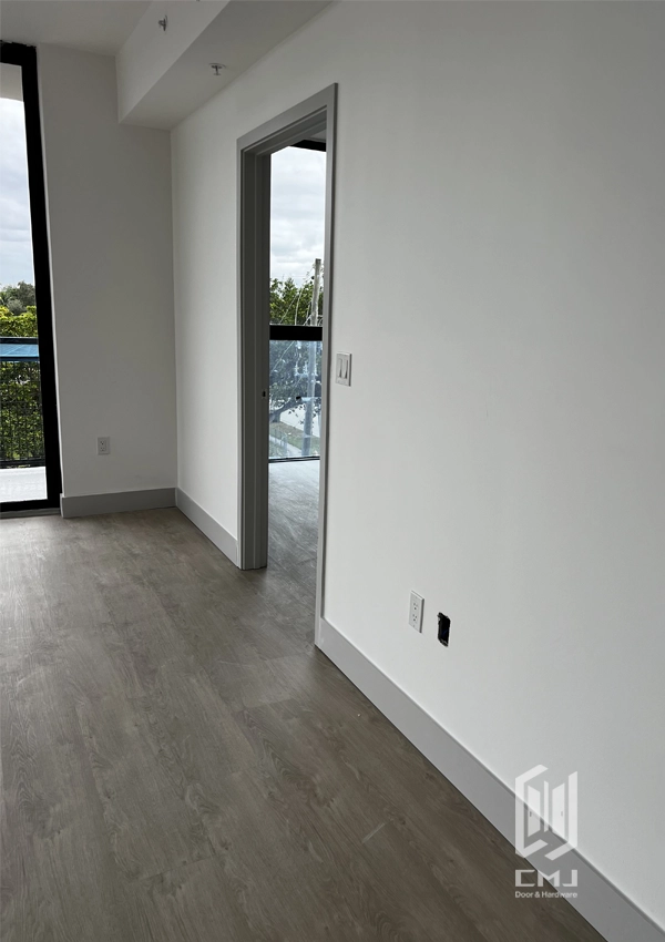 Baseboard 01
